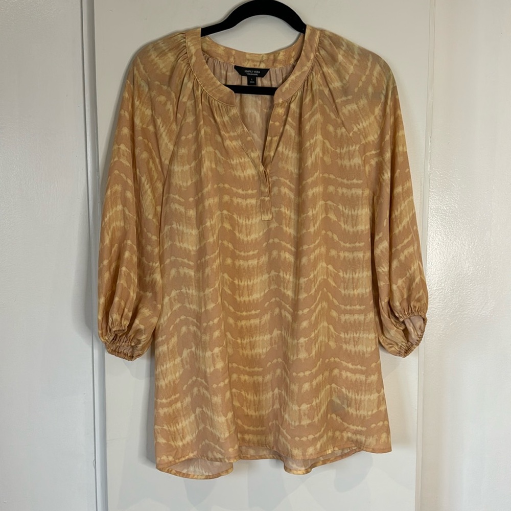 Simply Vera Silky top